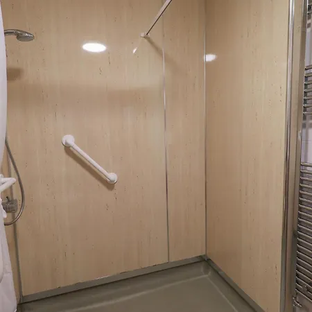 Jubilee Ground-floor Single Bedroom Prázdninový dům