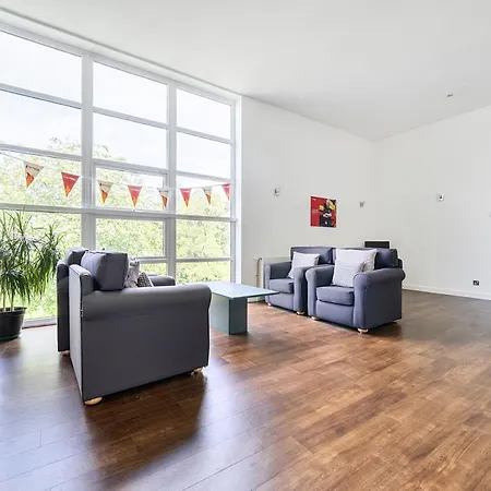 Jubilee Ground-floor Single Bedroom